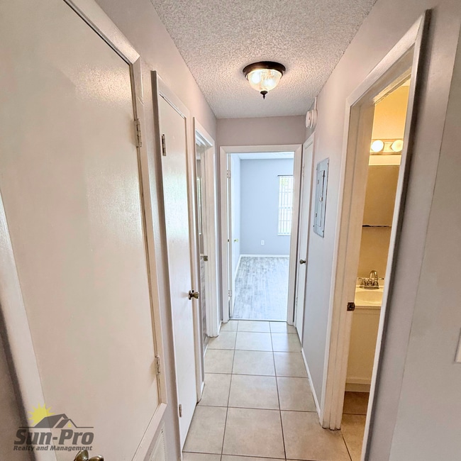 417 Banana Cay Dr unit H, South Daytona, FL 32119 - photo 3