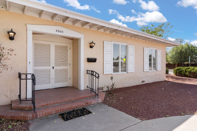 3600 MacKland Ave NE, Albuquerque, NM 87110 - photo 5