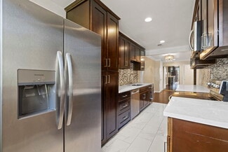 3113 Raintree Cir, Culver City, CA 90230