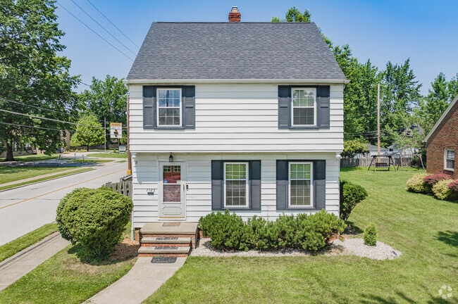 Colonial homes stand out in Brooklyn.
