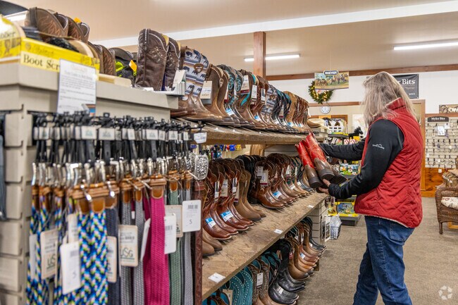 Maine Horse and Rider carries boots and tack for riders in Holden.
