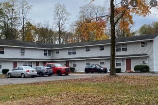 105 Traver Rd, Gansevoort, NY 12831