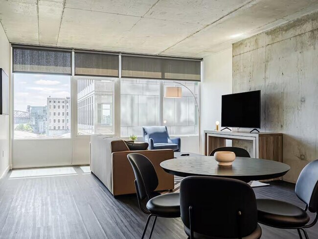 1550 NW Naito Pkwy unit ID1226765P, Portland, OR 97209 - photo 5