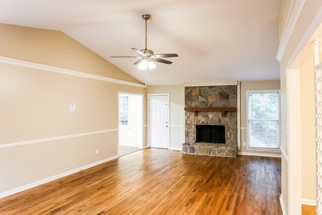 800 Dunwoody Ln NW, Birmingham, AL 35215 - photo 5