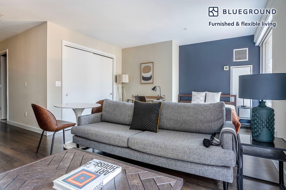 77 Exeter St unit FL4-ID868, Boston, MA 02116 - photo 1