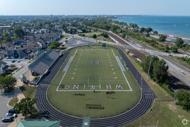 Whiting Middle School has with a student-teacher ratio of 21 to 1.