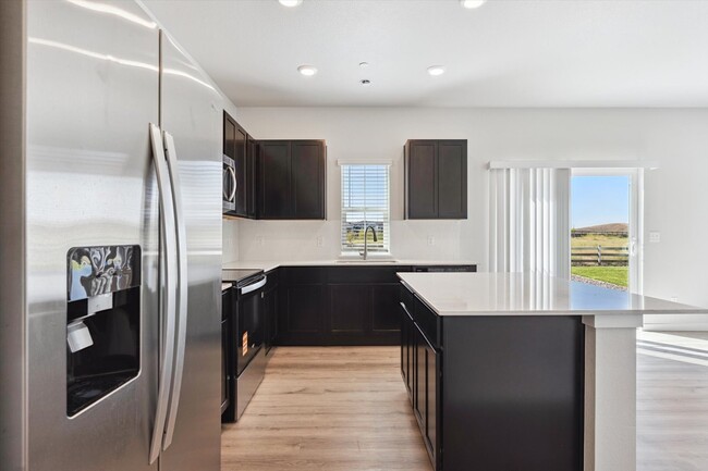 217 Grayson Ave, Fort Lupton, CO 80621 - photo 4