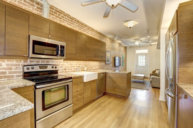 4114 New Hampshire Ave NW unit 2, Washington, DC 20011 - photo 7