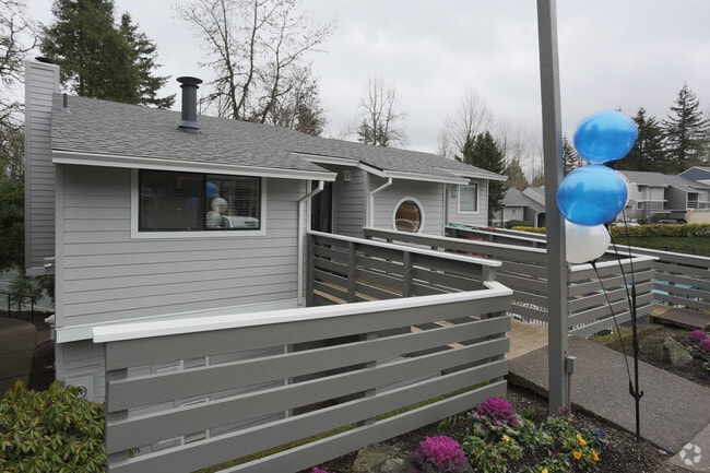 Veri on Cascade, Oregon City, OR 97045 - photo 3