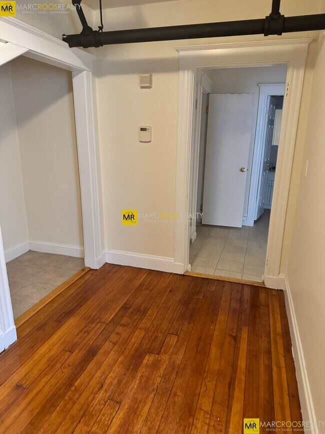 9 Barrows St Unit B, Boston, MA 02134