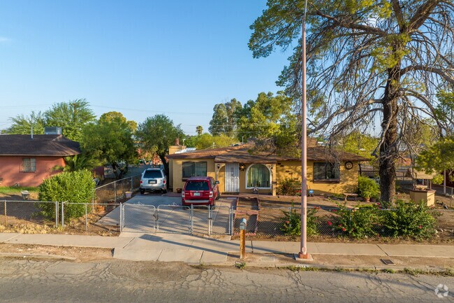 Live securely and stylishly in Western Hills with homes fully enclosed by gates.