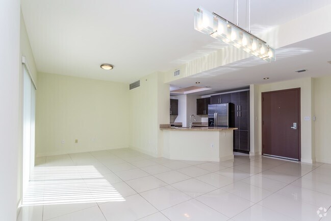 Villa Majorca, Coral Gables, FL 33134 - photo 3