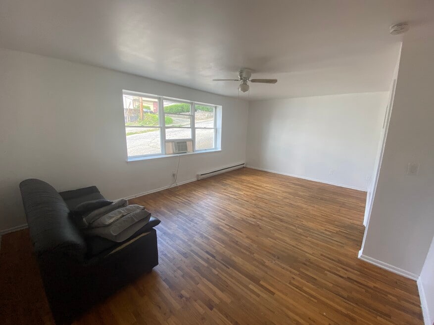 118 Main St unit 3, Butler, NJ 07405 - photo 1