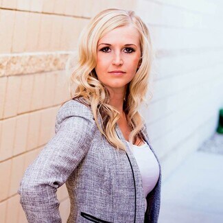 Shanna Riches