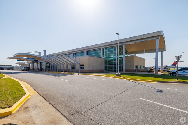 The Southwest Georgia Regional Airport provides air travel in and out of the Albany area.