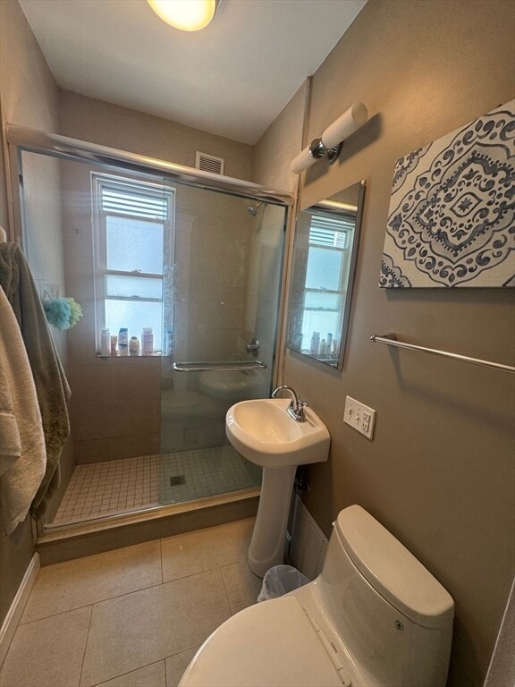 8 Foskett St unit 2, Somerville, MA 02144 - photo 6