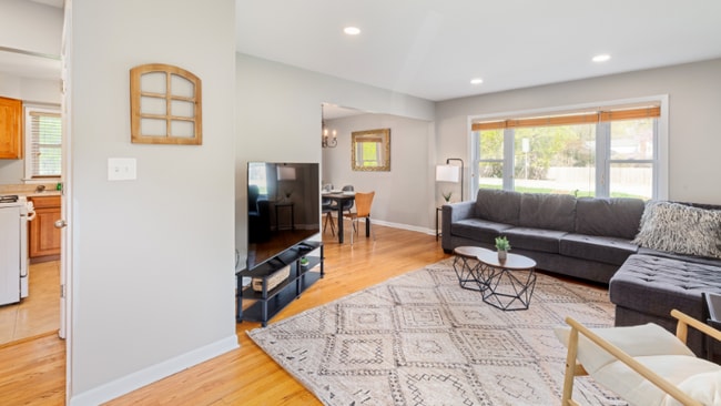 1421 N Washington St, Naperville, IL 60563 - photo 3