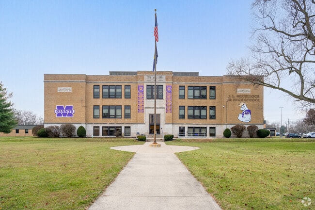 John L. McCulloch Jr. High School gets an A grade for diversity.