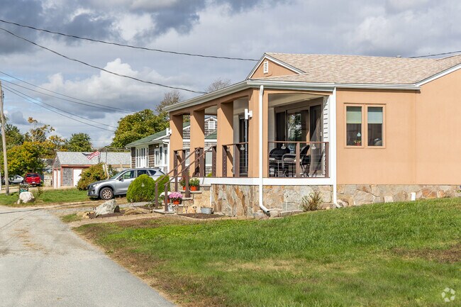 Great Neck’s modest homes often surprise with elegant details and thoughtful design.