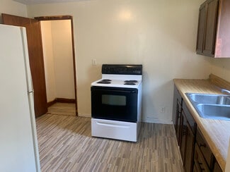 702 10th St Unit C, Saint Albans, WV 25177
