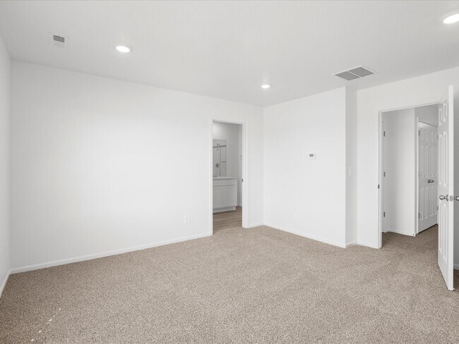 21117 E 65th Ave, Aurora, CO 80019 - photo 7