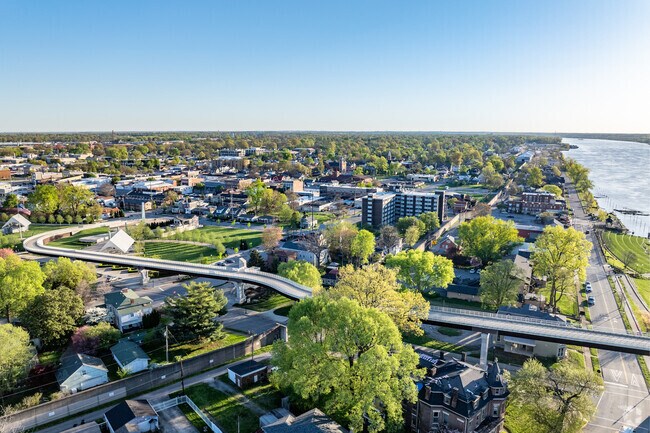 A dynamic riverfront and historic homes give Downtown Jeffersonville a lot of its charm.