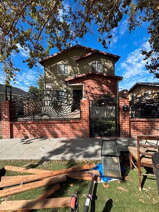 159 W 89th St, Los Angeles, CA 90003