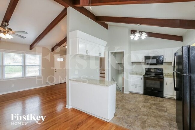 10606 W 71st Place, Shawnee, KS 66203 - photo 6