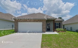 112 Teddy Ln, Lafayette, LA 70507