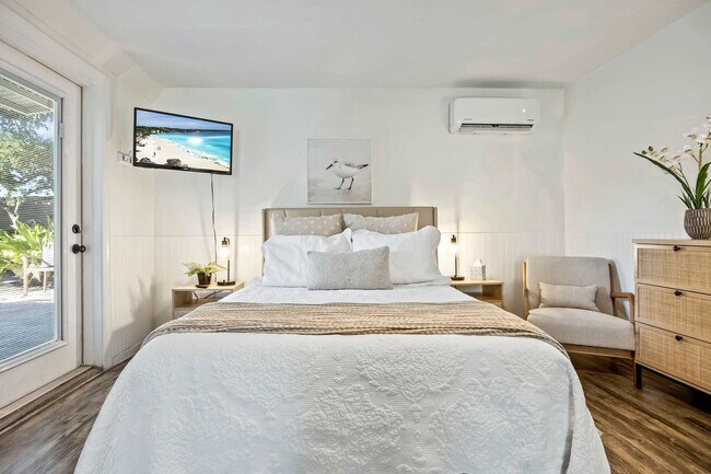 105 NE 3rd St unit ID1044485P, Satellite Beach, FL 32937 - photo 4