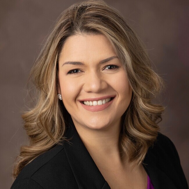 SHAINDEL ARANA ESCOBAR