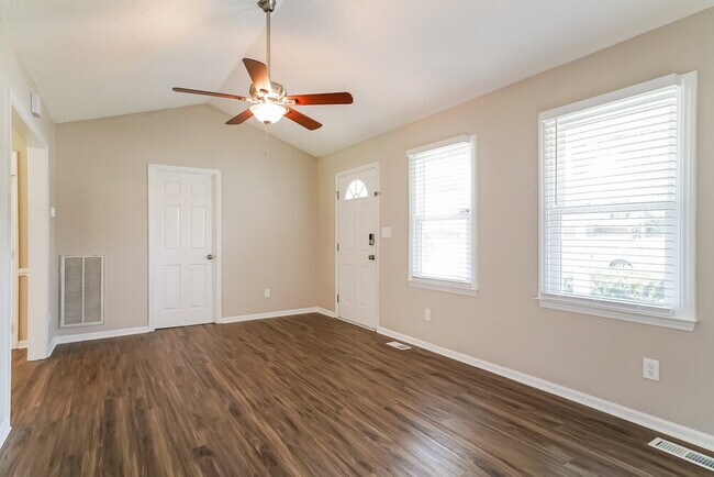 1024 Holly Pointe Dr, Wendell, NC 27591 - photo 3