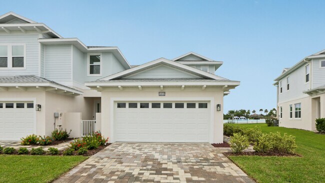 32032 Anchor Point Dr, Wesley Chapel, FL 33545 - photo 2