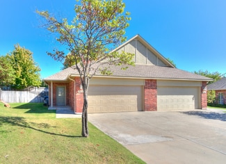 13818 Oxford Dr, Edmond, OK 73013