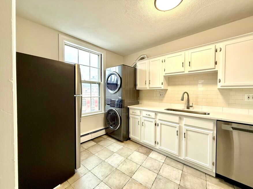 550 Tremont St unit 4, Boston, MA 02116 - photo 1