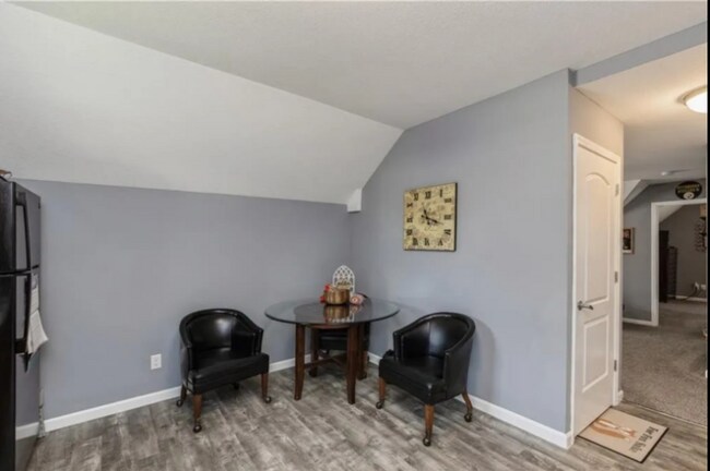 1131 Euclid Ave unit 2, Des Moines, IA 50313 - photo 7