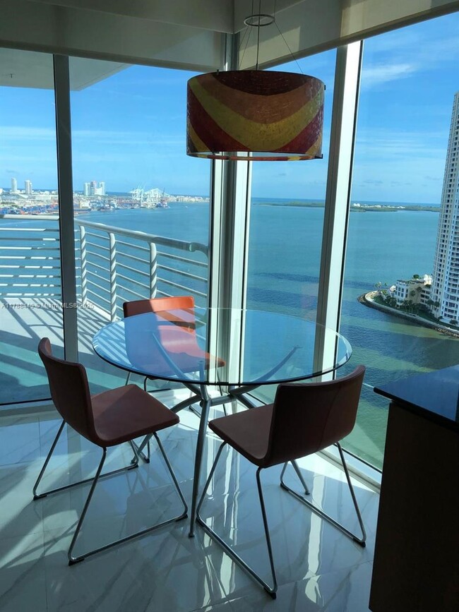 335 S Biscayne Blvd Unit 25, Miami, FL 33131