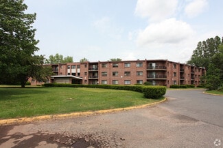 140 Silver Ln, East Hartford, CT 06118