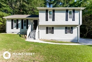 3080 Chippewa Dr, Rex, GA 30273
