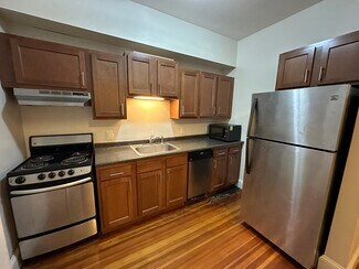 175 Winthrop Rd Unit 9, Brookline, MA 02445