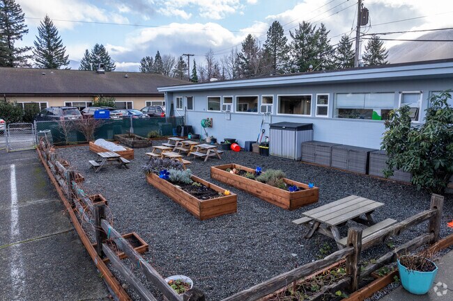 Mt. Si Arbor Montessori School garden.
