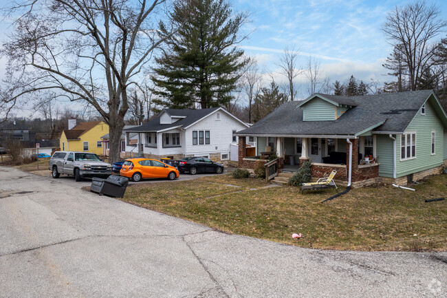 Most homes in Green Acres are craftsman and bungalow designs.