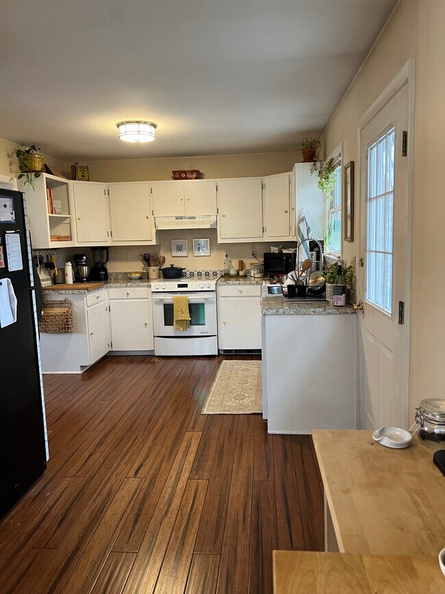 88 Kriskarli Dr, Hartford, VT 05001 - photo 5