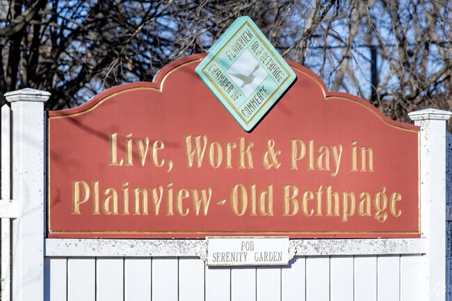 Welcome to Plainview, which is very close to Old Bethpage.