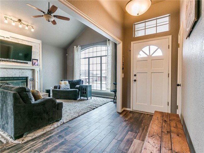 1913 Butterfield Trail, Choctaw, OK 73020 - photo 2