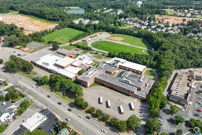 Aerial view of Midlothian Middle School.