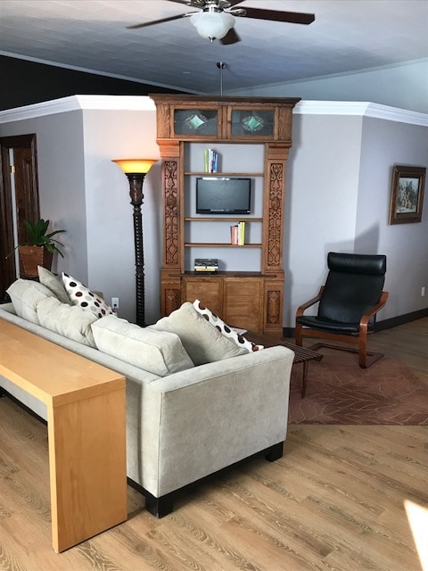 15 Union St, Hallowell, ME 04347 - photo 4