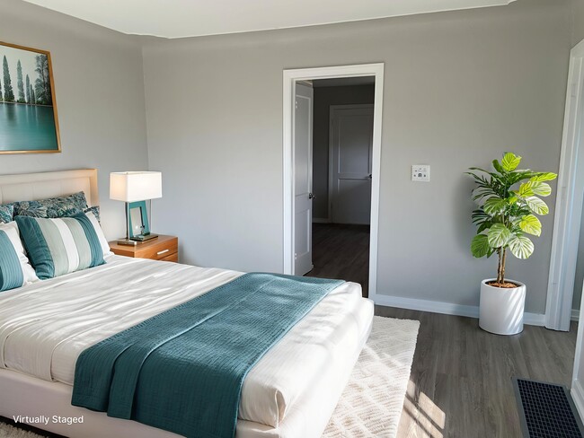 343 E Lakewood Blvd, Holland, MI 49424 - photo 4