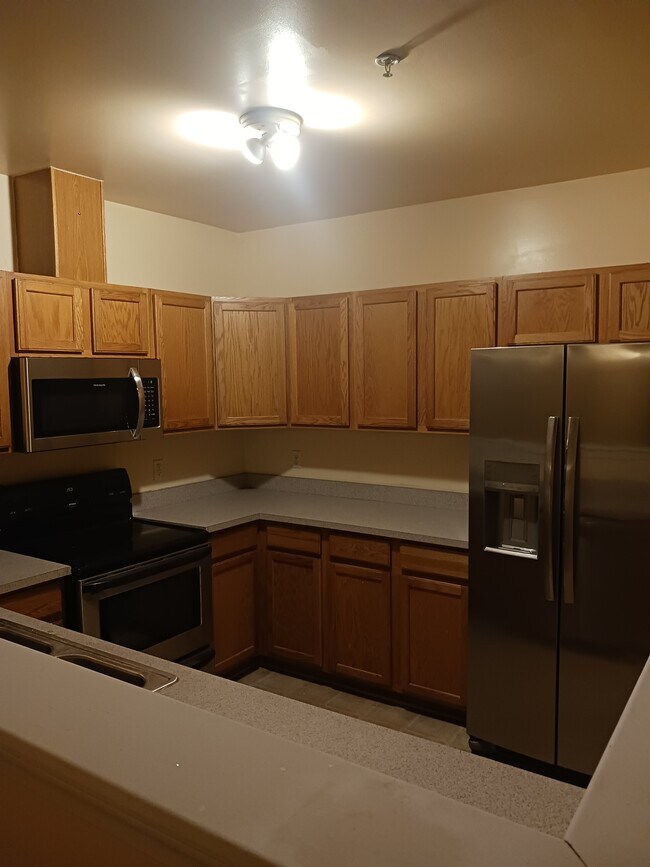 2557 John R St, Detroit, MI 48201 - photo 4