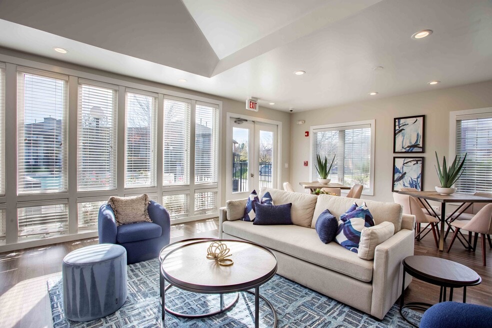 Orchard Village, Aurora, IL 60506 - photo 1